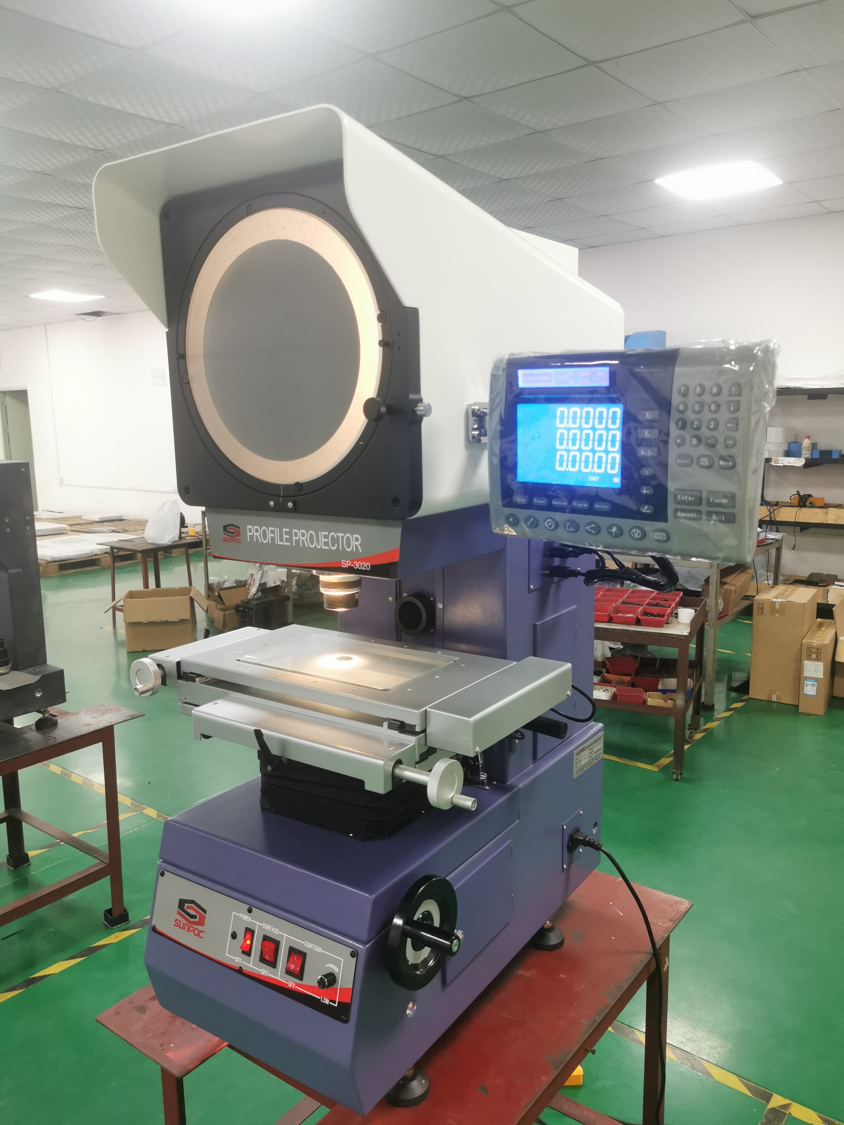 Máy chiếu hình ảnh ngược SP-3020 01