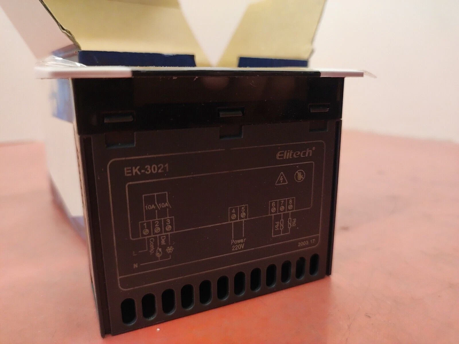 Bộ điều khiển nhiệt độ Elitech EK-3021 03