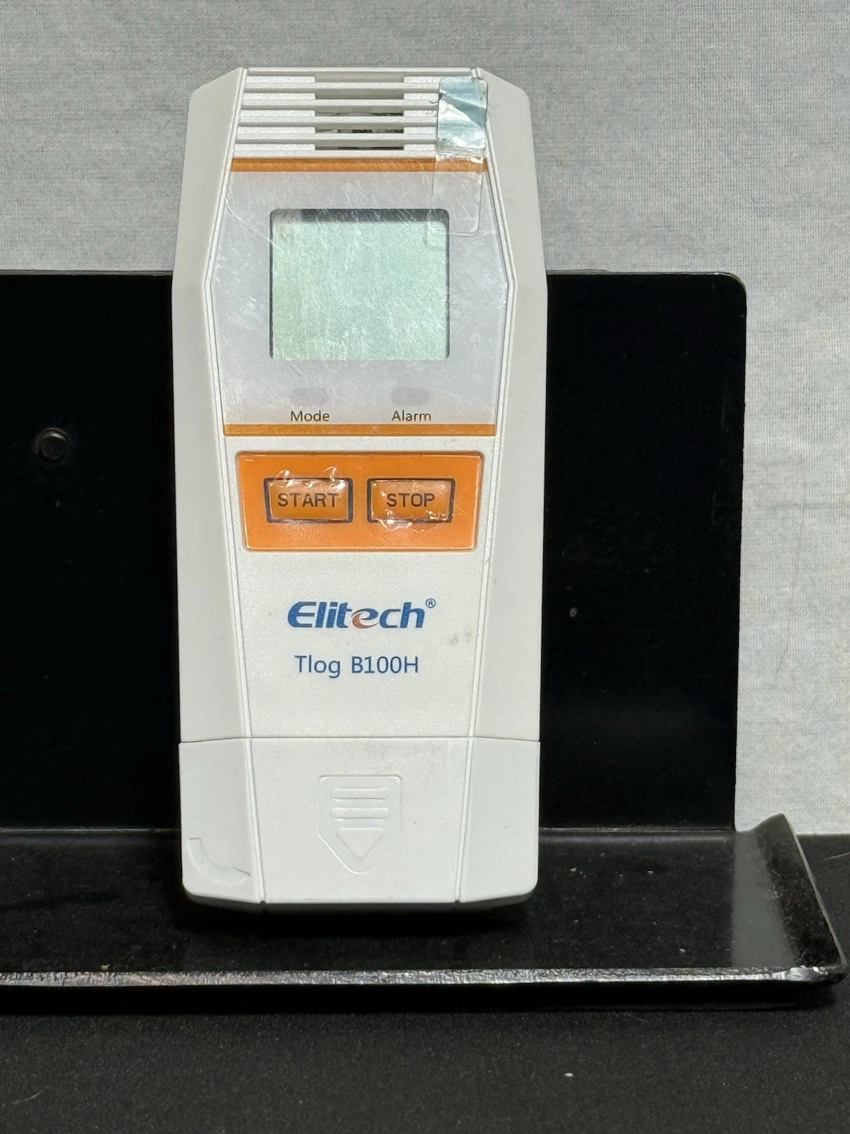 Nhiệt ẩm kế tự ghi Elitech Tlog B100H 01